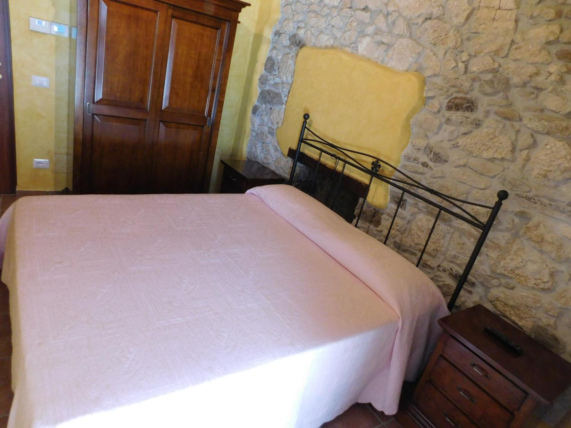 La Torre Dell'Orologio 2.0 Bed & Breakfast Roccasicura ภายนอก รูปภาพ