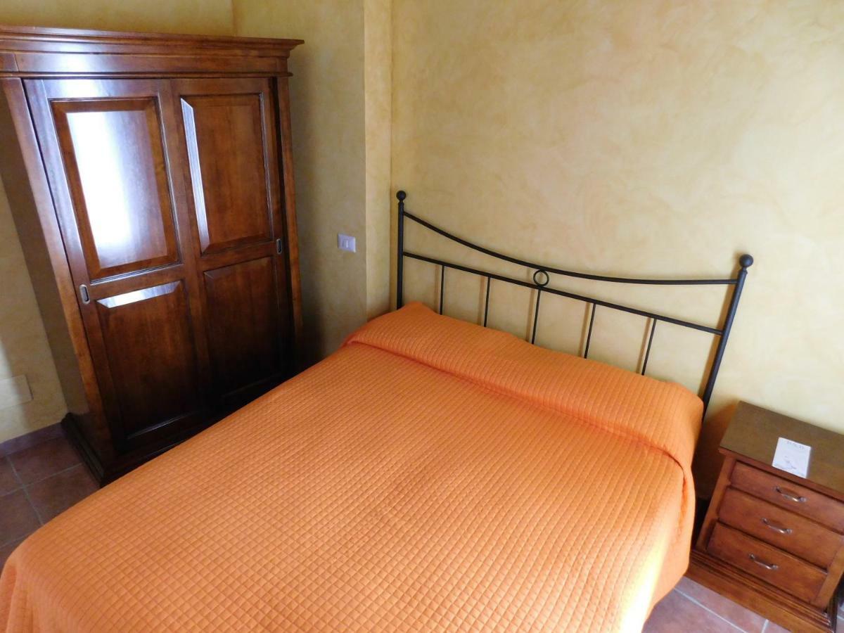 La Torre Dell'Orologio 2.0 Bed & Breakfast Roccasicura ภายนอก รูปภาพ